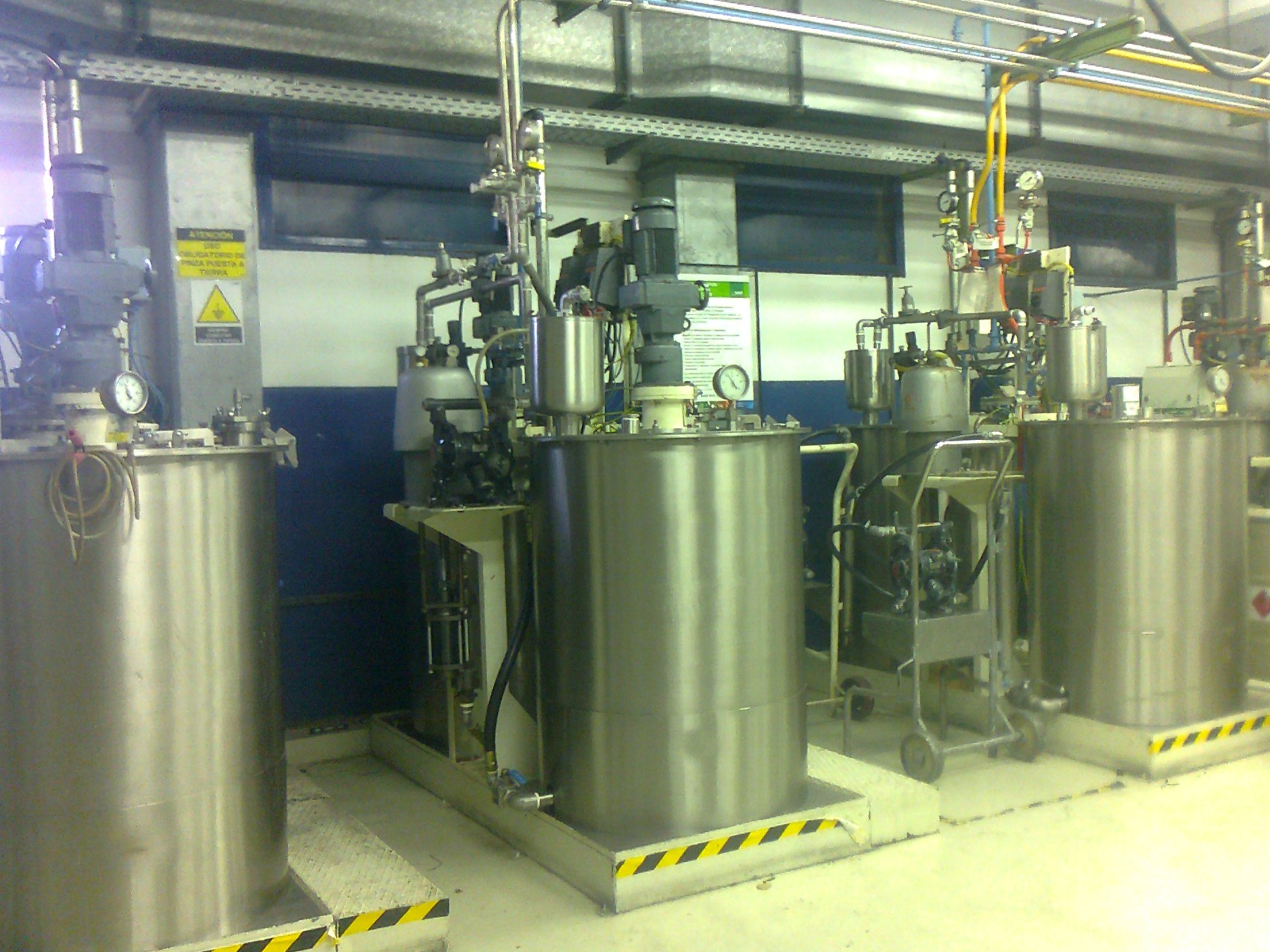 Sala de mezcla para pintura de utilitarios